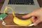 Styr dataspillet med en banan